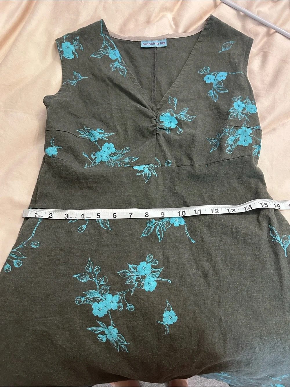 Smoking Lily Soft Charcoal Grey Floral V-Neck Midi Dress with Aqua Print - Picture 6 of 11